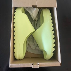 Yeezy Slides